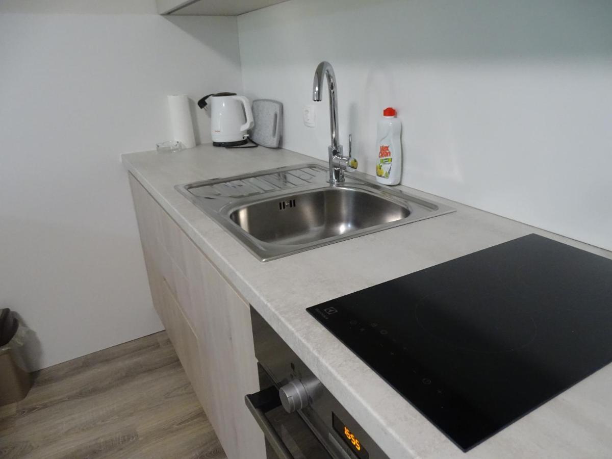 Ninas Apartments Мостар Экстерьер фото