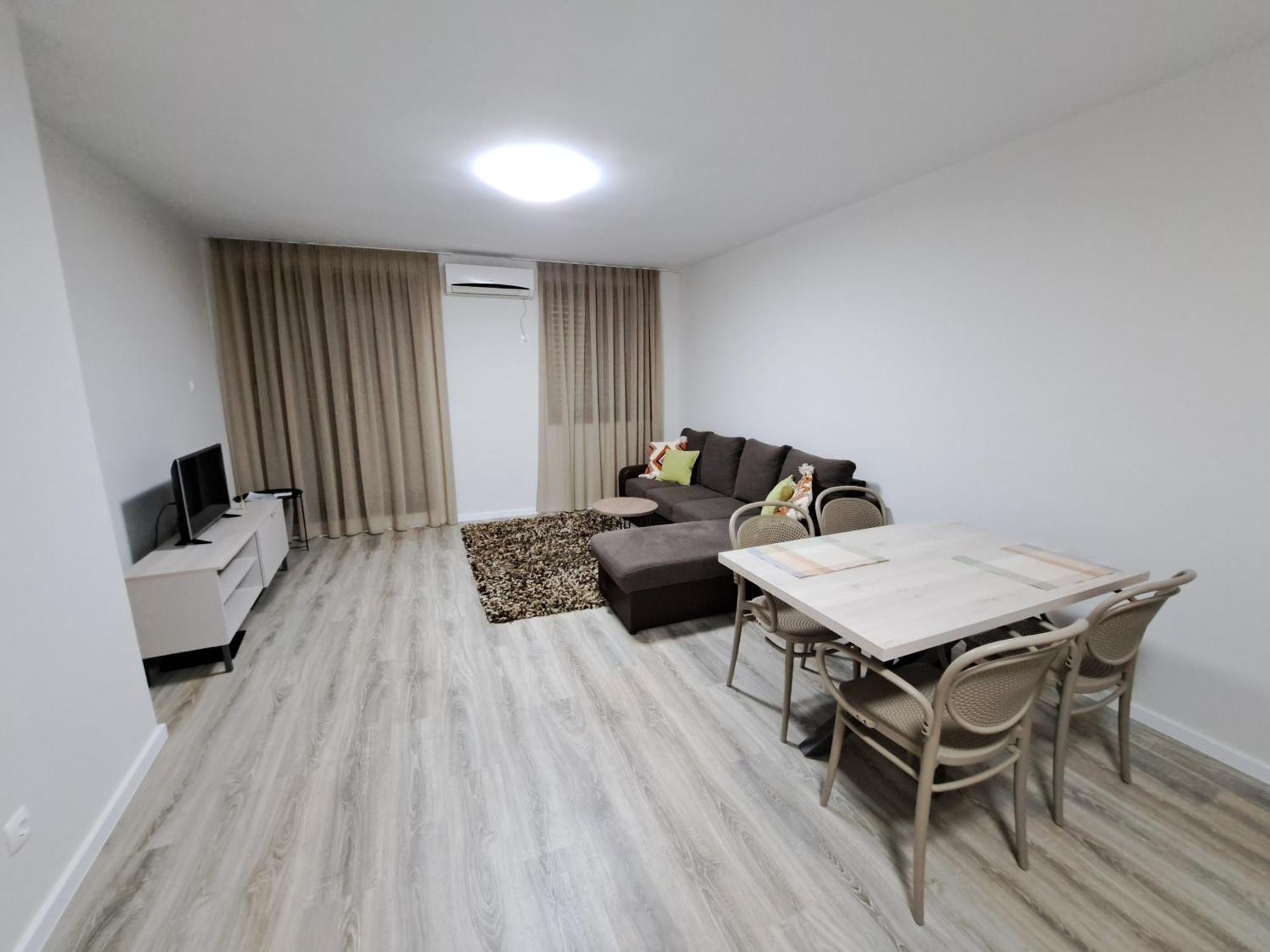 Ninas Apartments Мостар Номер фото