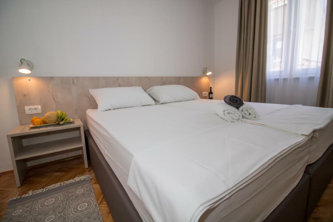 Ninas Apartments Мостар Экстерьер фото