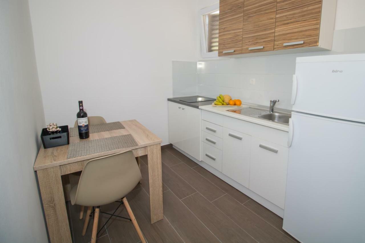 Ninas Apartments Мостар Экстерьер фото